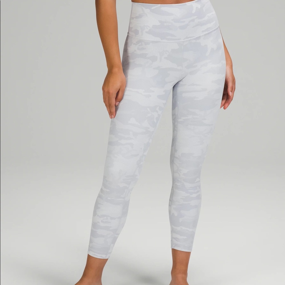 Lululemon Wunder Under 25in Leggings